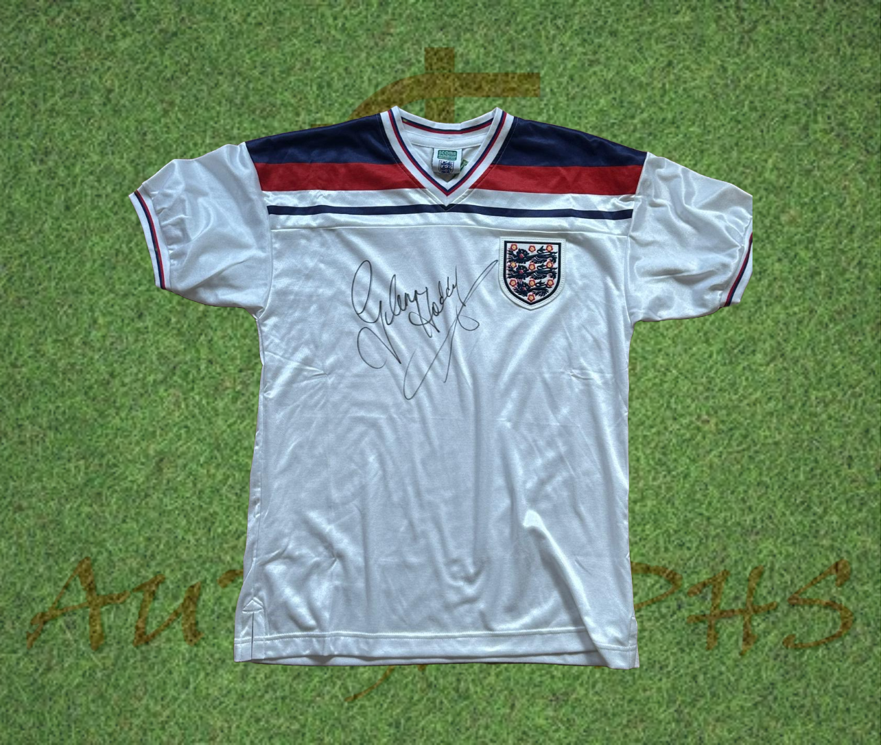 Glenn Hoddle Signed England Football 1982 Retro Home Shirt