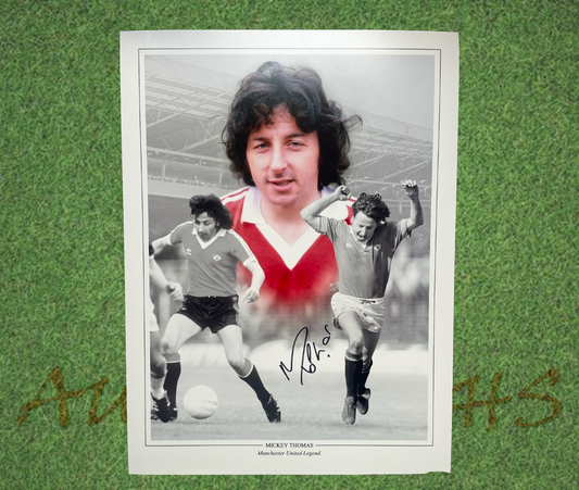 Mickey Thomas Signed 16x12 Manchester United Football Club Photo